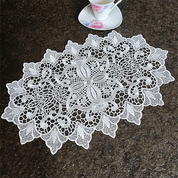 5Size Modern Lace White Water Soluble Embroidery Hollow Out Table Cloth Cover Flag Dining Tea Tablecloth Christmas Wedding Decor