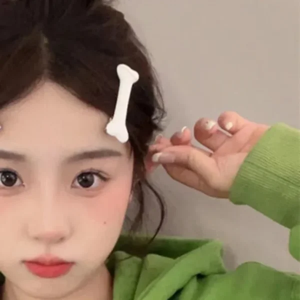 Cartoon Bone Hair Clip Dog Bone Hair Pins Hair Clamps Y2K Hair Accessories for Girls Women Halloween Costume - Image 2