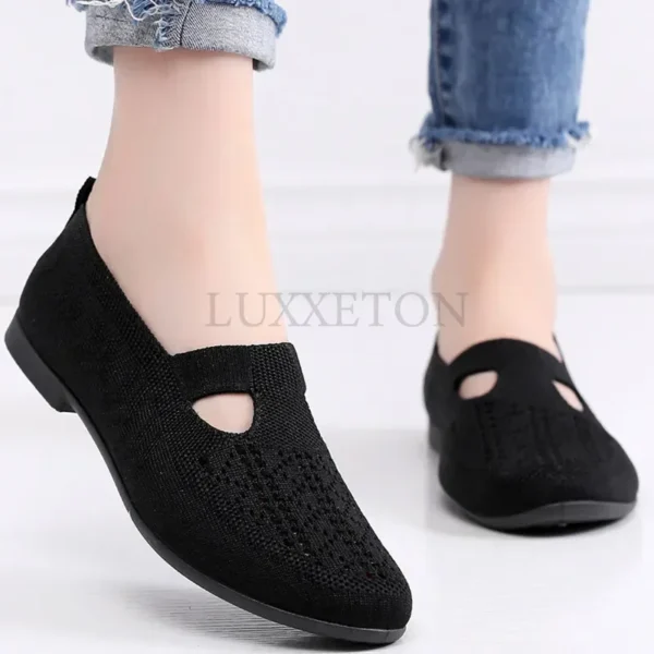 Fashionable and Breathable Summer Mesh Lightweight Mother Shoes Slip on Flat Casual Non Slip Sports Vulcanized Shoes for Women - Image 4