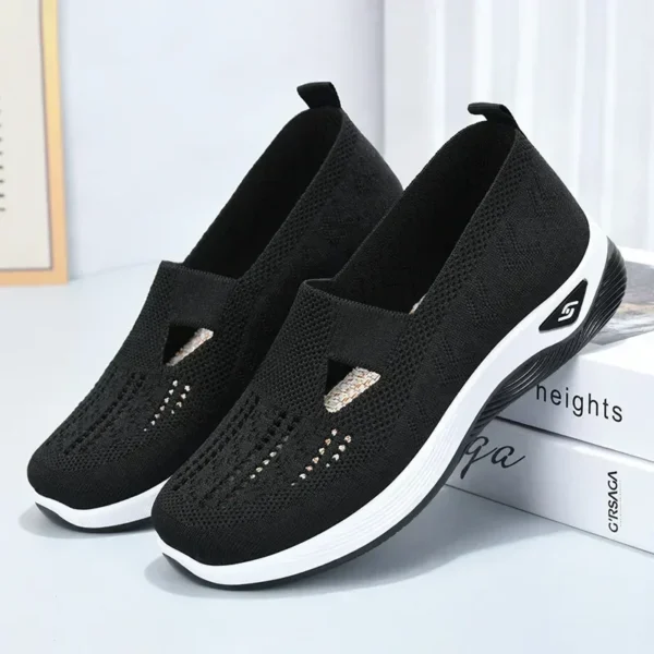 Women's shoes, breathable and comfortable in spring and summer, single shoes for mothers soft soles casual blue mesh shoes - Image 2