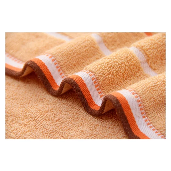 1 piece of three section towel with thickened water absorption and no shedding of fluff, used for daily face washing at home - Image 6