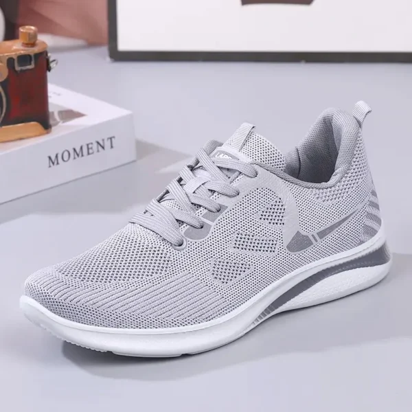 Spring and Summer Men's Breathable, Comfortable, Non Slip, Soft Sole, Lightweight, Casual Sports Mesh Shoes - Image 5