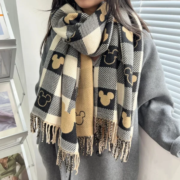 2024 Luxury Brand Winter Cashmere Pashmina Shawl Lady Wrap Warm Autumn Scarves Design Print Female Foulard Cotton Stoles Scarf