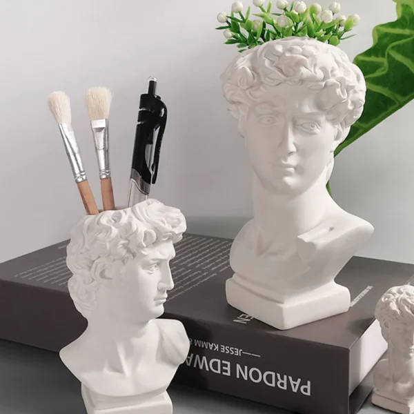 Creative Art Flower Pot Makeup Brush Storage Pen Holder David Statue Resin Medici Vase Desktop Organizer Home Decor Ornaments