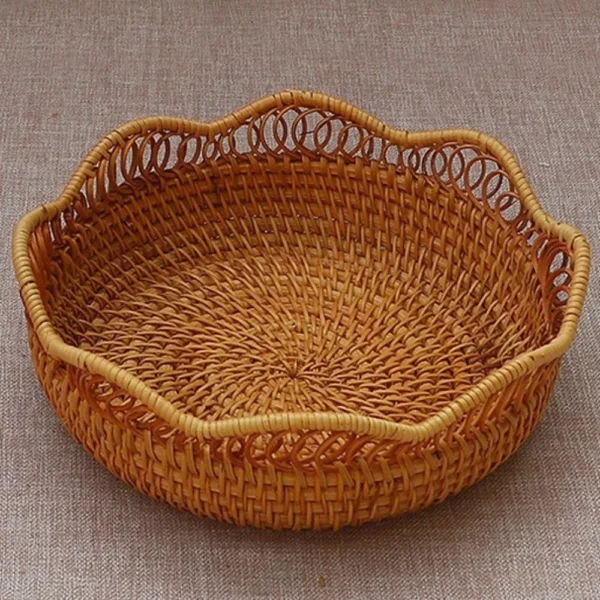 Round Rattan Fruit Baskets Handmade Universal Bread Wicker Baskets Indoor Rattan Rattan Woven Storage Trays for Fruit Vegetables