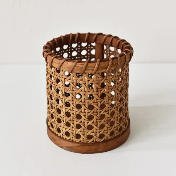 White Rattan Hand-woven Rattan Pen Holder Small Cylinder Small Flower Basket Tableware Storage Basket Small Sundry Basket - Image 5