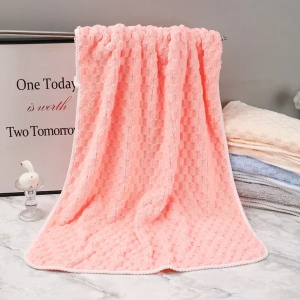 1 pcs  Soft Thickened Coral Fleece Face Towel  Water Absorption and Quick Drying Solid Color Hand Towel For Bathroom - Image 4