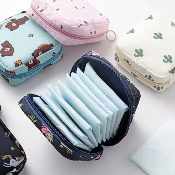 1PCS portable women's sanitary pads, sanitary tampons, storage style waterproof storage bag, cartoon pattern sanitary pad bag