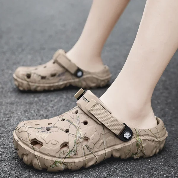 2024 Summer Men's Sandals New Home Garden Shoes Comfortable and Lightweight Men Slippers Non-Slip Soft Bottom Flip Flop Sandals - Image 4